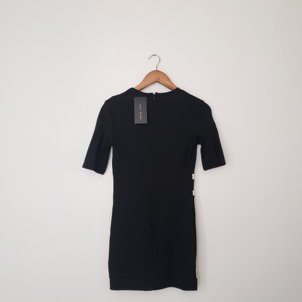 NWT Lac Bleu V-neck colorblock Bodycon mini dress - Picture 2 of 3